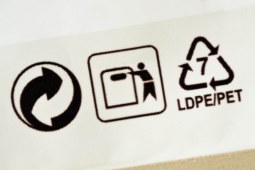 انواع فیلم بسته بندی | بررسی کاربردها، شباهتها و تفاوتها 4 فیلم پلی اتیلن با چگالی کم (LDPE)